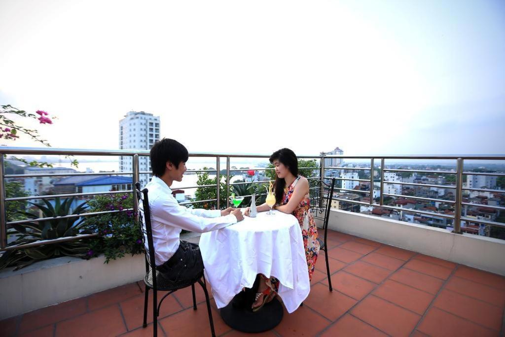 Moon View Hotel - 65 Cua Bac - By Bay Luxury Ανόι Εξωτερικό φωτογραφία