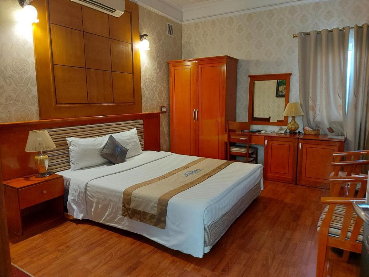 Moon View Hotel - 65 Cua Bac - By Bay Luxury Ανόι Εξωτερικό φωτογραφία